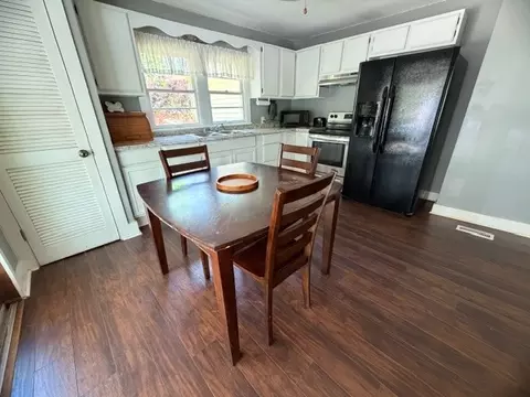 101 Walnut St, Decherd, TN 37324 photo 5