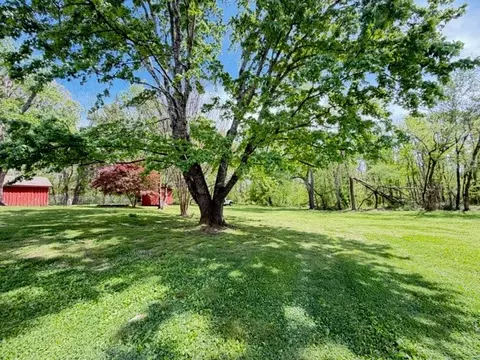 101 Walnut St, Decherd, TN 37324 photo 23