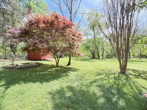 101 Walnut St, Decherd, TN 37324 photo 30