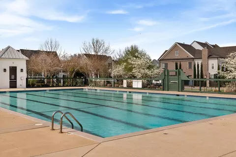 Exterior - 302 Hughes Ln, Franklin, TN 37064 photo 14 of 17