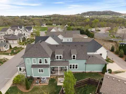 View/Area - 302 Hughes Ln, Franklin, TN 37064 photo 1 of 6