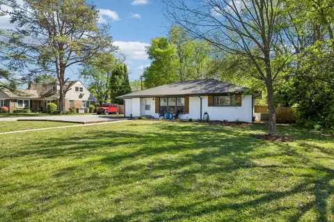 Exterior - 212 E Clark Blvd, Murfreesboro, TN 37130 photo 8 of 8