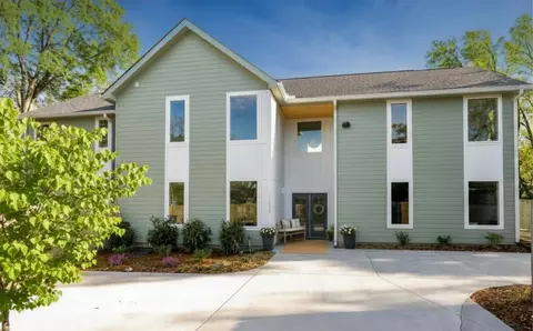 1208 Mcgavock Pike # B, Nashville, TN 37216