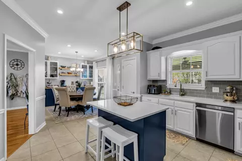 Kitchen - 5233 Old Glory Ct, Murfreesboro, TN 37129 photo 2 of 3