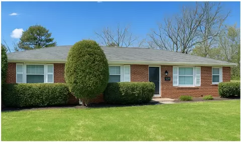 118 W Meade Dr, Lebanon, TN 37087