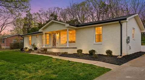 542 Moncrief Ave, Goodlettsville, TN 37072