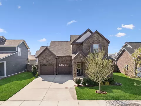 Exterior - 1017 Violet St, Spring Hill, TN 37174 photo 8 of 10