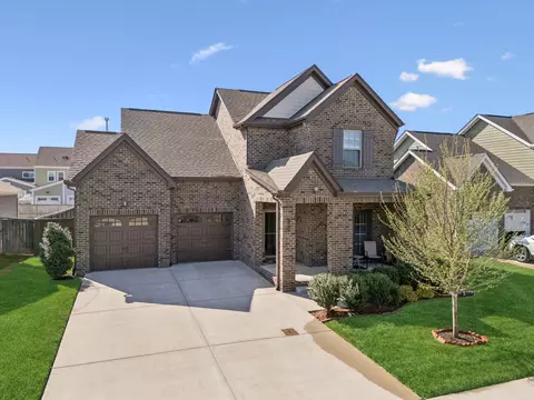 Exterior - 1017 Violet St, Spring Hill, TN 37174 photo 9 of 10