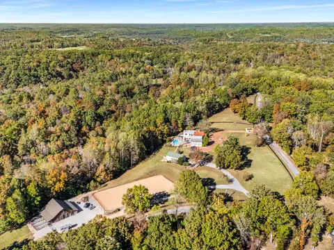 1032 Forest Dr, Kingston Springs, TN 37082