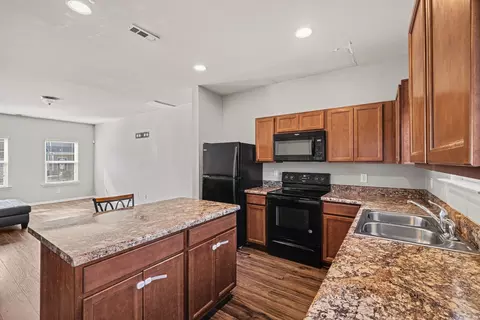 361 David Bolin Dr, La Vergne, TN 37086