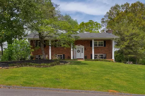 9211 Ramblewood Dr, Harrison, TN 37341