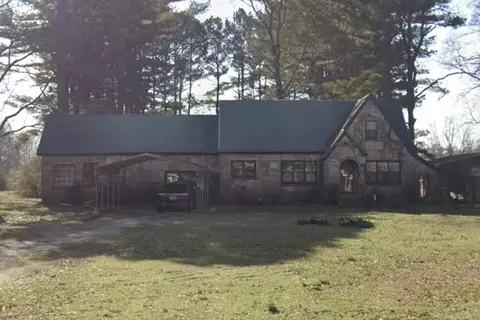 378 Bolivar Hwy, Jackson, TN 38301