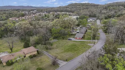 616 Malta Dr, Nashville, TN 37207