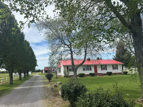 6254 Wayside Rd, Christiana, TN 37037