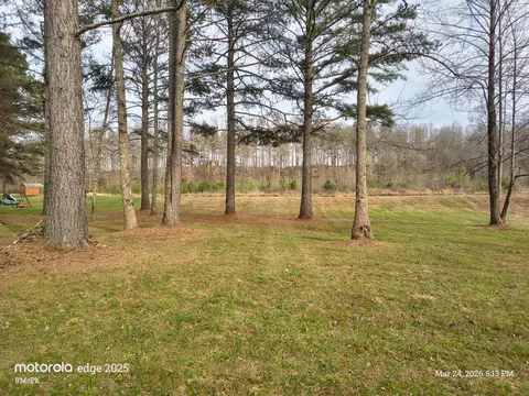 169 Barnes Lake Rd, Hohenwald, TN 38462