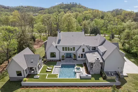 1114 Tyne Blvd, Nashville, TN 37220