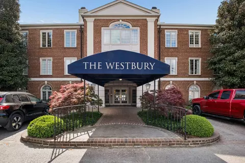 3737 W End Ave #105, Nashville, TN 37205