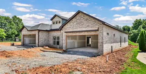 1101 Veridian Dr, Clarksville, TN 37043