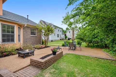 Exterior - 215 Devrow Ct, Franklin, TN 37064 photo 9 of 13