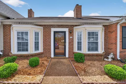 2041 Union Pl, Columbia, TN 38401