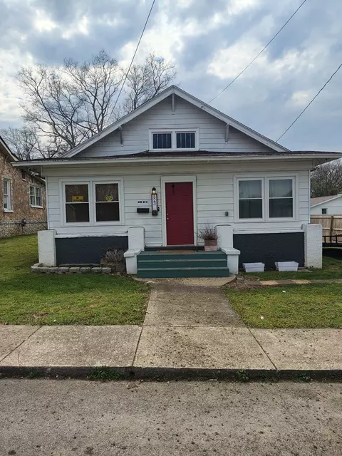 523 W 17th St, Hopkinsville, KY 42240