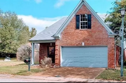 2156 W Berry Garden Cir, Cordova, TN 38016