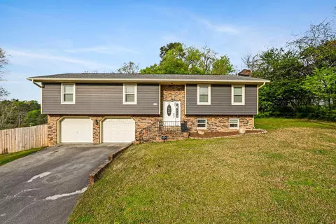 9330 Cawood Ln, Chattanooga, TN 37421