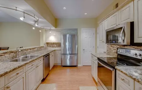 6820 Highway 70 S #419, Nashville, TN 37221