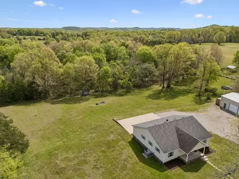 1235 Yell Rd, Lewisburg, TN 37091