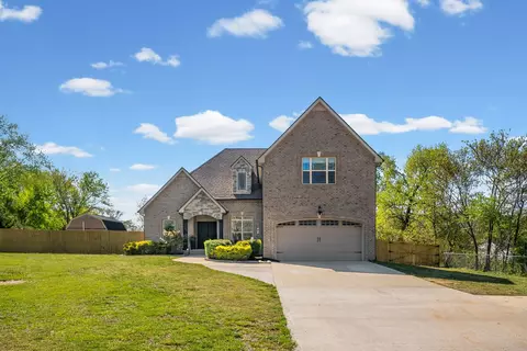 1608 Walnut Grove Rd, Clarksville, TN 37042