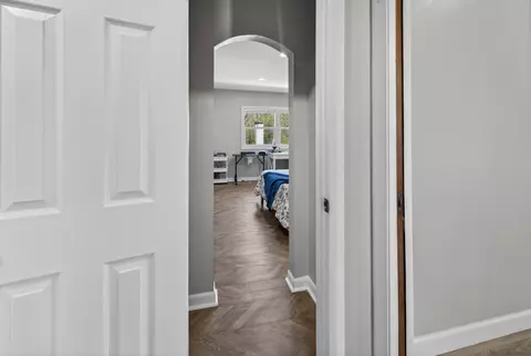Entry Way - 145 E Maple St, Dresden, TN 38225 photo 3 of 4