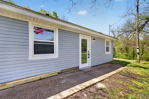 Other - 145 E Maple St, Dresden, TN 38225 photo 2 of 5