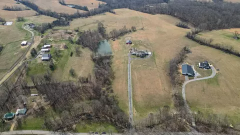 View/Area - 1103 Rogues Fork Rd, Bethpage, TN 37022 photo 4 of 12