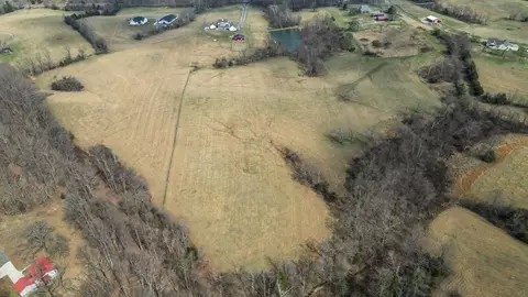 View/Area - 1103 Rogues Fork Rd, Bethpage, TN 37022 photo 9 of 12