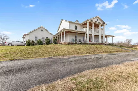 Exterior - 1103 Rogues Fork Rd, Bethpage, TN 37022 photo 18 of 36