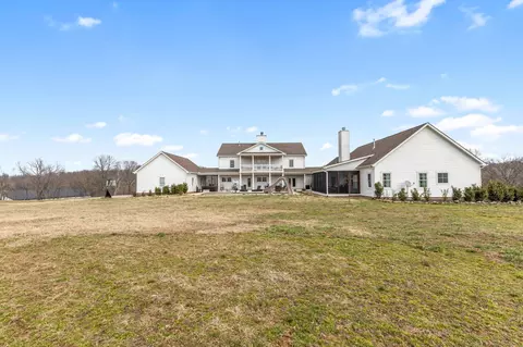 Exterior - 1103 Rogues Fork Rd, Bethpage, TN 37022 photo 15 of 36