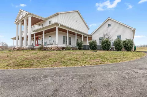 Exterior - 1103 Rogues Fork Rd, Bethpage, TN 37022 photo 12 of 36
