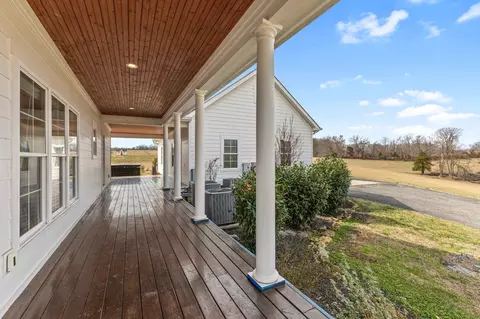 Exterior - 1103 Rogues Fork Rd, Bethpage, TN 37022 photo 23 of 36