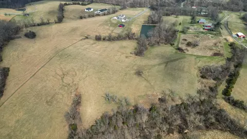 View/Area - 1103 Rogues Fork Rd, Bethpage, TN 37022 photo 10 of 12