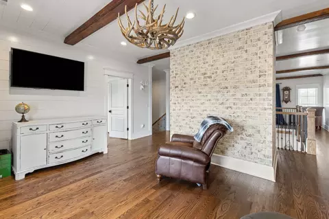 Entry Way - 1103 Rogues Fork Rd, Bethpage, TN 37022 photo 5 of 7