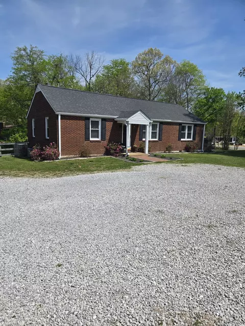 1605 New Dry Hollow Rd, Vanleer, TN 37181