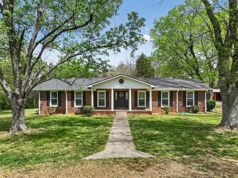 7623 Halls Hill Pike, Milton, TN 37118