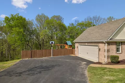 Exterior - 1548 Heller Rdg, Spring Hill, TN 37174 photo 19 of 27