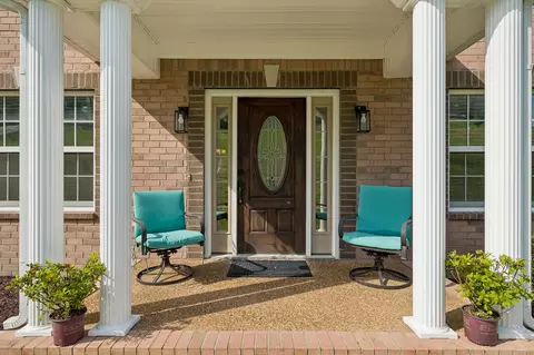 Exterior - 1548 Heller Rdg, Spring Hill, TN 37174 photo 4 of 27