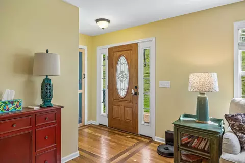Entry Way - 1548 Heller Rdg, Spring Hill, TN 37174 photo 2 of 4