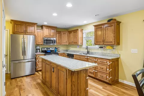 Kitchen - 1548 Heller Rdg, Spring Hill, TN 37174 photo 1 of 5