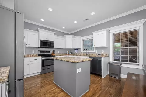 Kitchen - 2618 Cloverfields Ct, Murfreesboro, TN 37130 photo 1 of 2