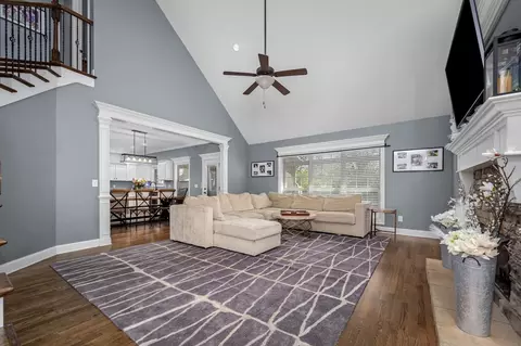 Living - 2618 Cloverfields Ct, Murfreesboro, TN 37130 photo 1 of 2