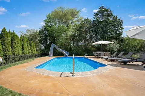 Exterior - 2618 Cloverfields Ct, Murfreesboro, TN 37130 photo 2 of 9