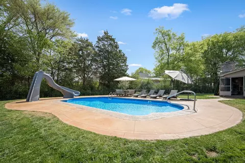 Exterior - 2618 Cloverfields Ct, Murfreesboro, TN 37130 photo 7 of 9